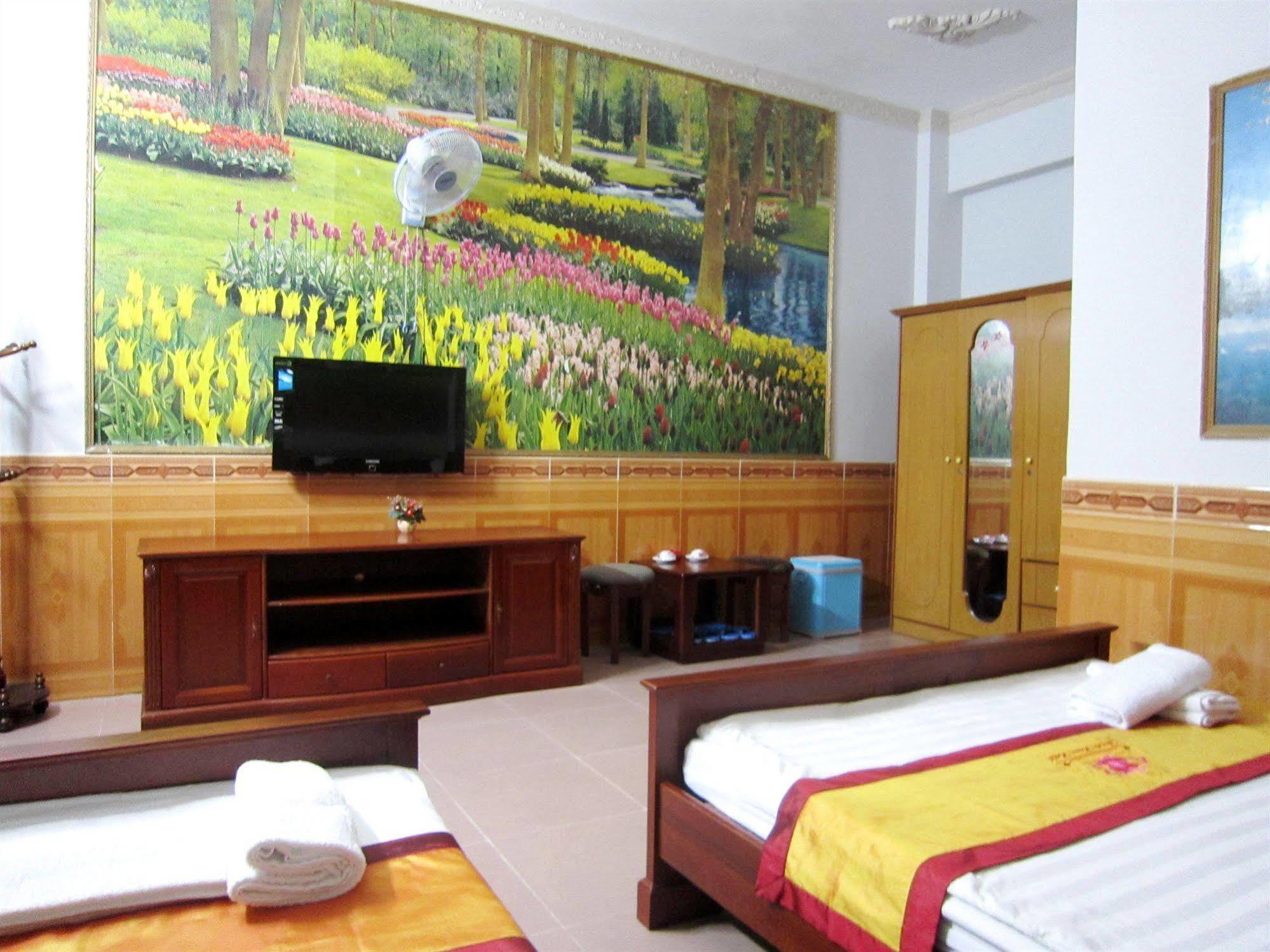 Thanh Hong Hotel Ho Chi Minh City Exterior photo